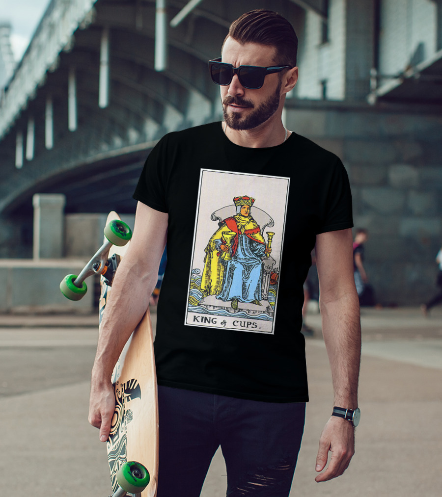 King Of Cups Tarot Card Ruler Element Water Symbolism T-Shirt