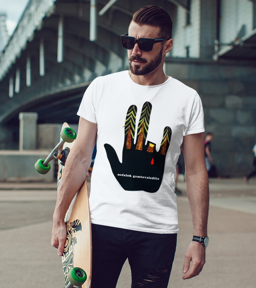 Nežalok Gamtovaizdžio Soviet Lithuanian Environmental Message Hand T-Shirt