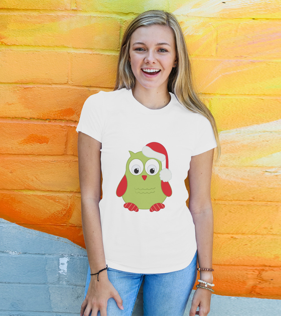 Cute Santa Owl Christmas Green And Red Cartoon Owl Santa Hat T-Shirt