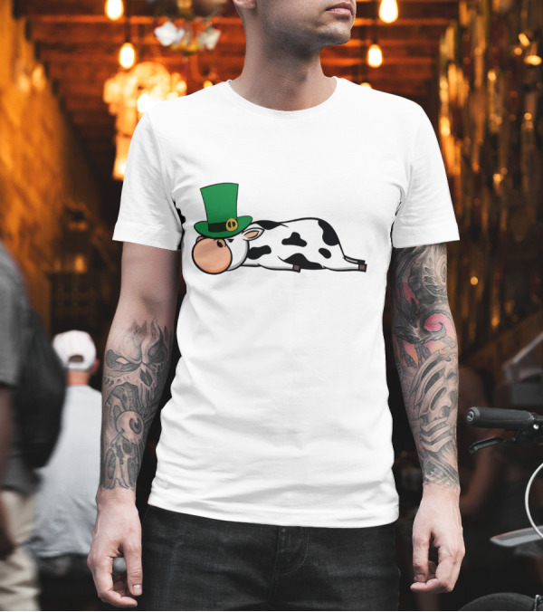 St Patricks Day Drunken Beer Party Cow with Irish Leprechaun Hat T-Shirt St Patricks Day Drunken Beer Party Cow with Irish Leprechaun Hat T-Shirt