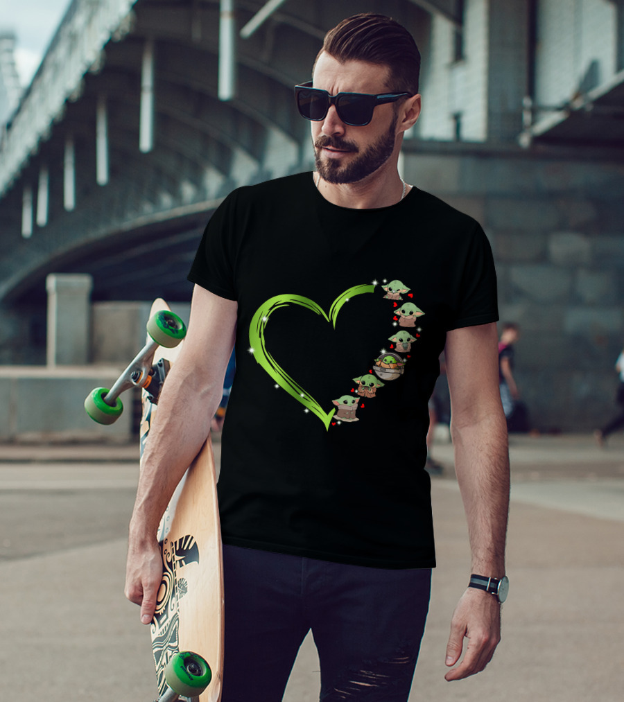 Baby Yoda Love Heart Shape Grogu Mandalorian Cute Green Jedi T-Shirt