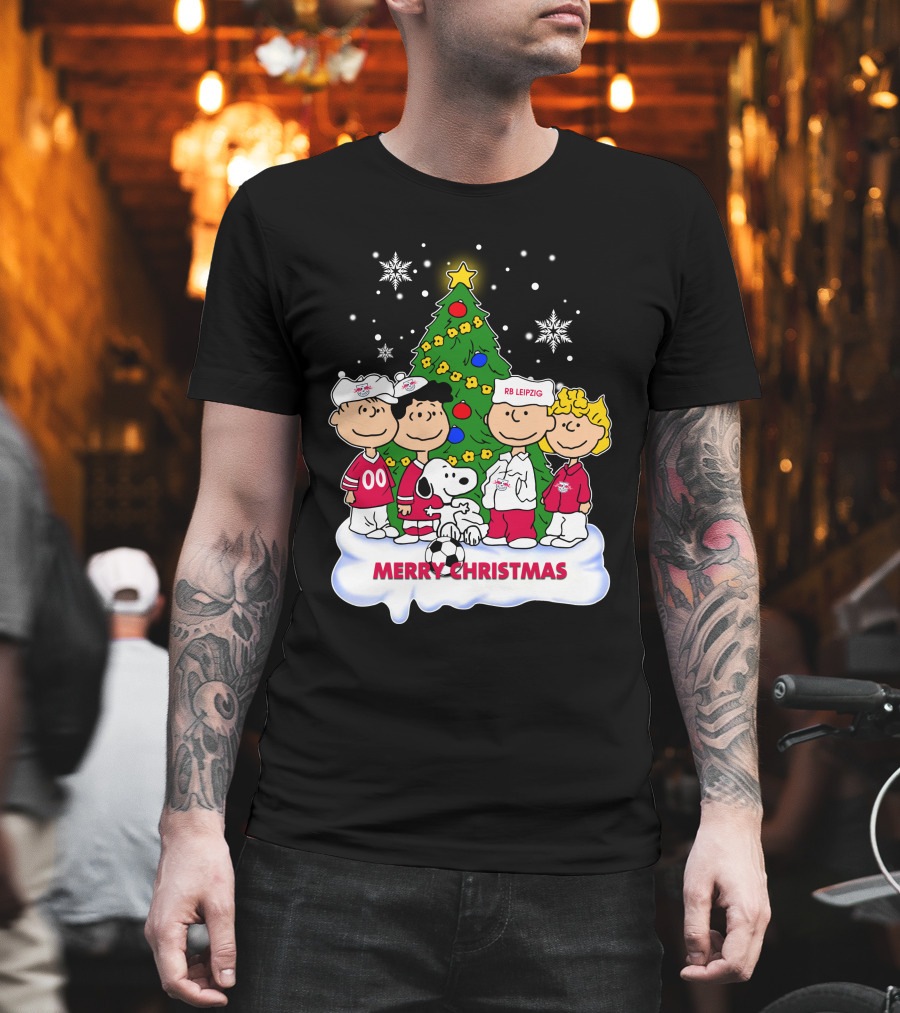 RB Leipzig Merry Christmas Snoopy and Friends Scene T-Shirt