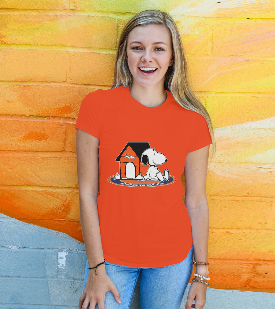 Denver Broncos Snoopy Fan Forever T-Shirt