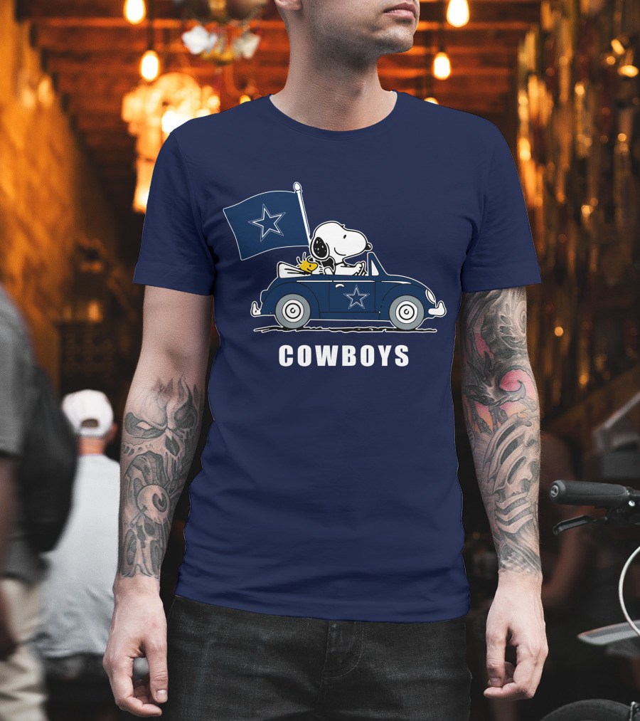 Cowboys Snoopy Dallas Cowboys Flag Peanuts Woodstock Car Blue Star T-Shirt