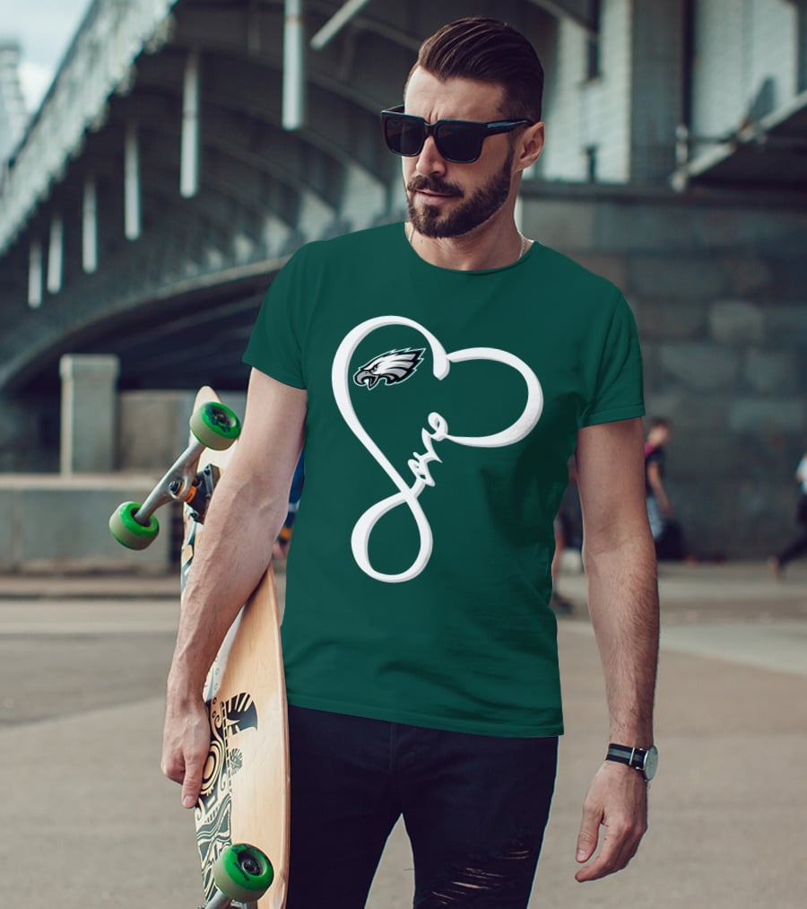 Philadelphia Eagles Love Heart T-Shirt