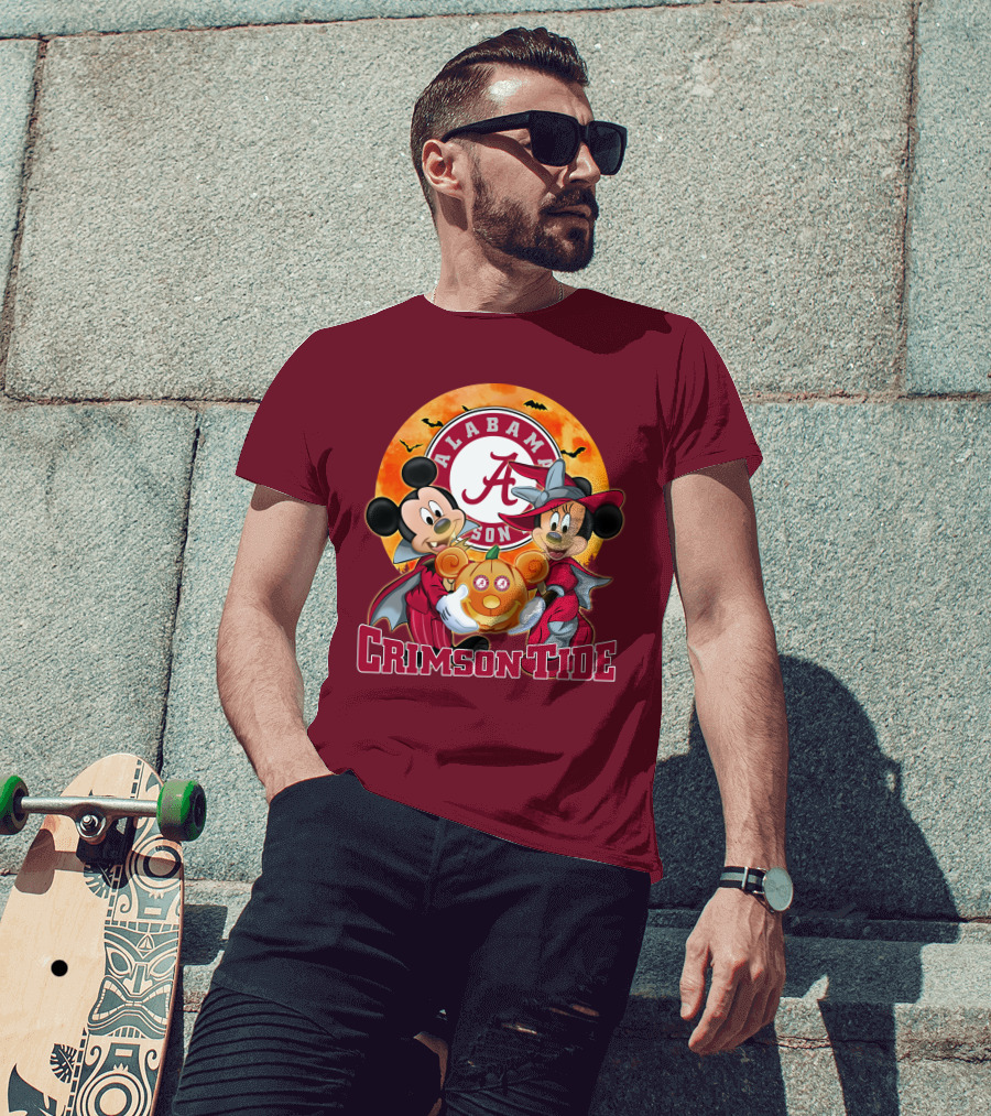 Alabama Crimson Tide Mickey Mouse Minnie Mouse Halloween Pumpkin Circle T-Shirt