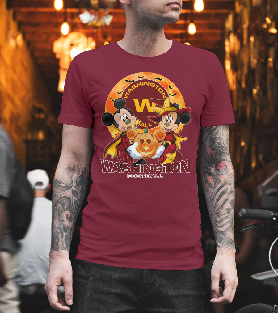 Washington Football Mickey Mouse Minnie Mouse Halloween T-Shirt