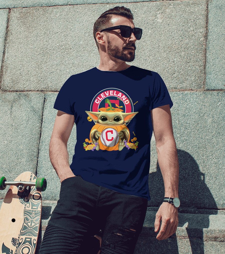 Halloween Pumpkin Baby Yoda Hug Cleveland Baseball Team T-Shirt