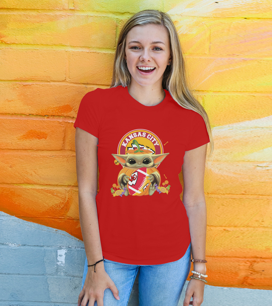 Halloween Pumpkin Baby Yoda Kansas City Chiefs Football Hug T-Shirt