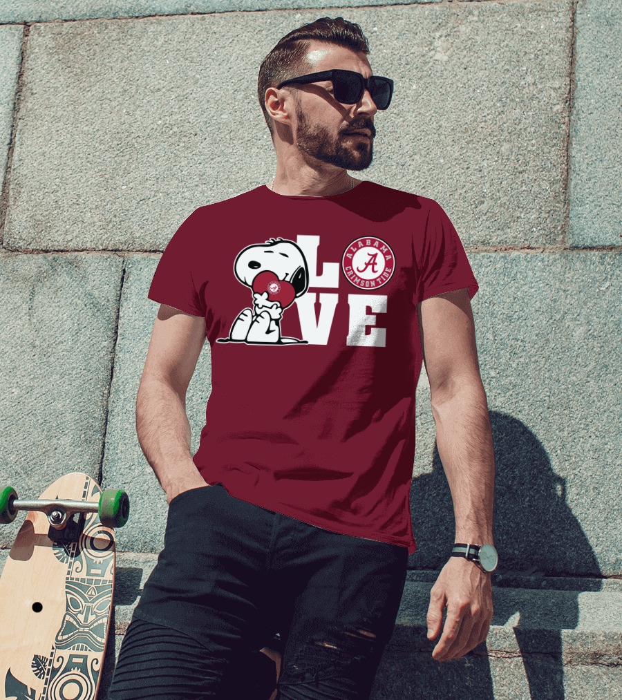 Snoopy Love Alabama Crimson Tide Football T-Shirt