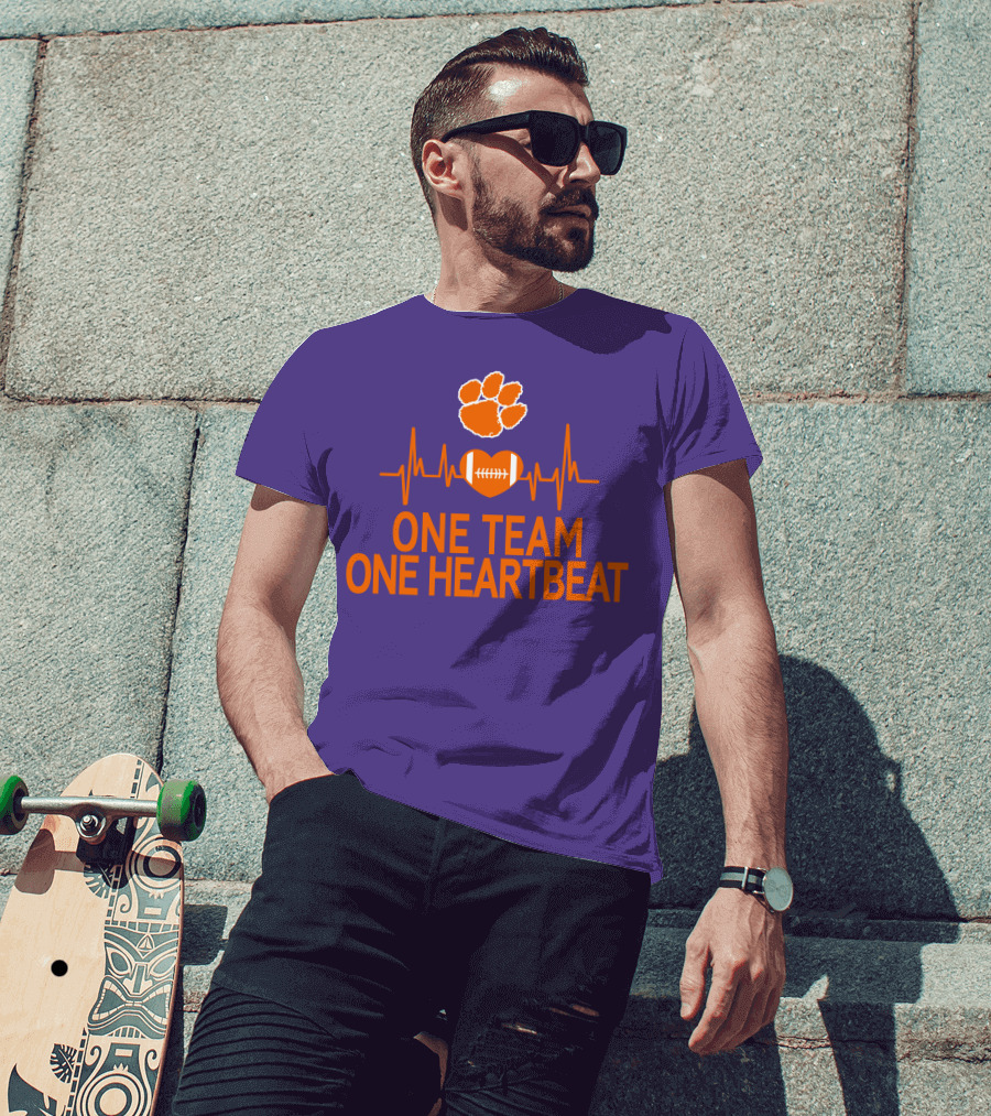 Clemson Tigers One Team One Heartbeat Football Paw Print Heartbeat T-Shirt