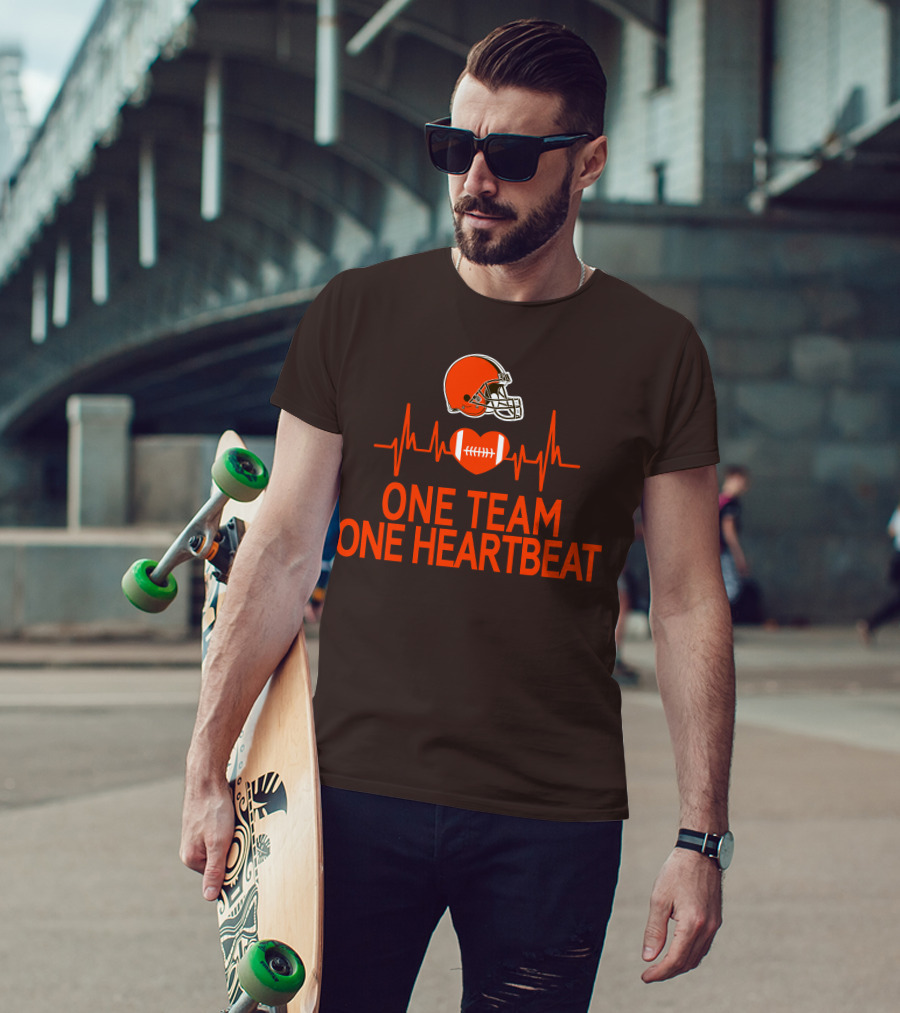 Cleveland Browns Football Helmet One Team One Heartbeat T-Shirt