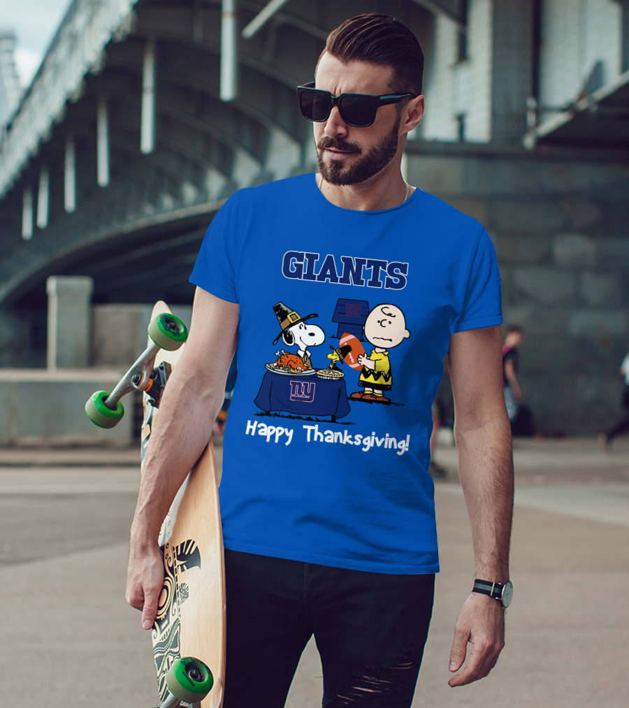GIANTS Snoopy Happy Thanksgiving Football Charlie Brown T-Shirt