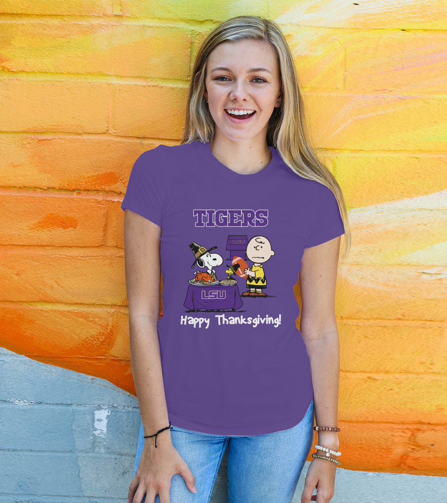 LSU Tigers Snoopy And Charlie Brown Thanksgiving Football T-Shirt