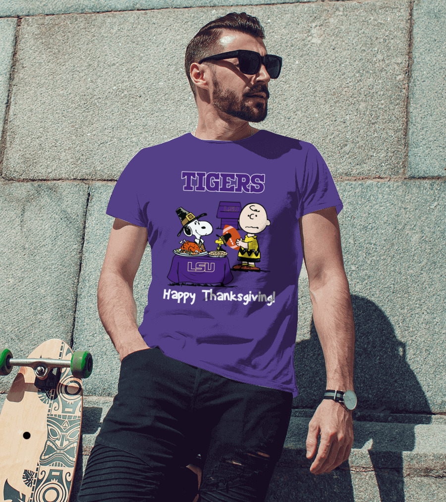 LSU Tigers Snoopy And Charlie Brown Thanksgiving Football T-Shirt
