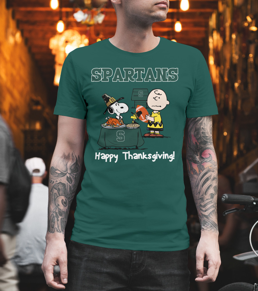 Spartans Snoopy Charlie Brown Thanksgiving Football T-Shirt