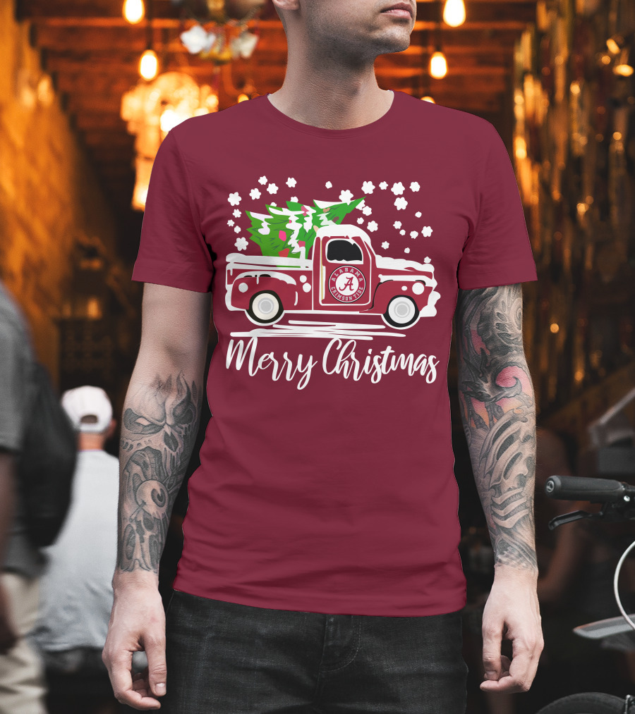 Merry Christmas Alabama Crimson Tide Vintage Truck Snowy Tree T-Shirt