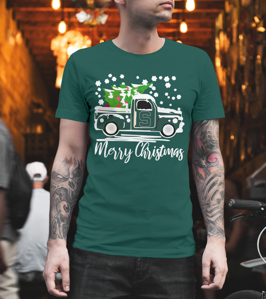 Merry Christmas Michigan State Spartans Vintage Car with Christmas Tree T-Shirt