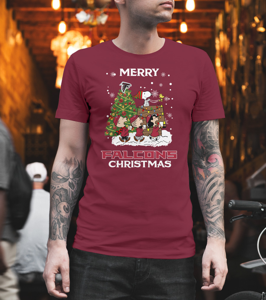 Merry Falcons Christmas Peanuts Tree Atlanta Snowflakes T-Shirt