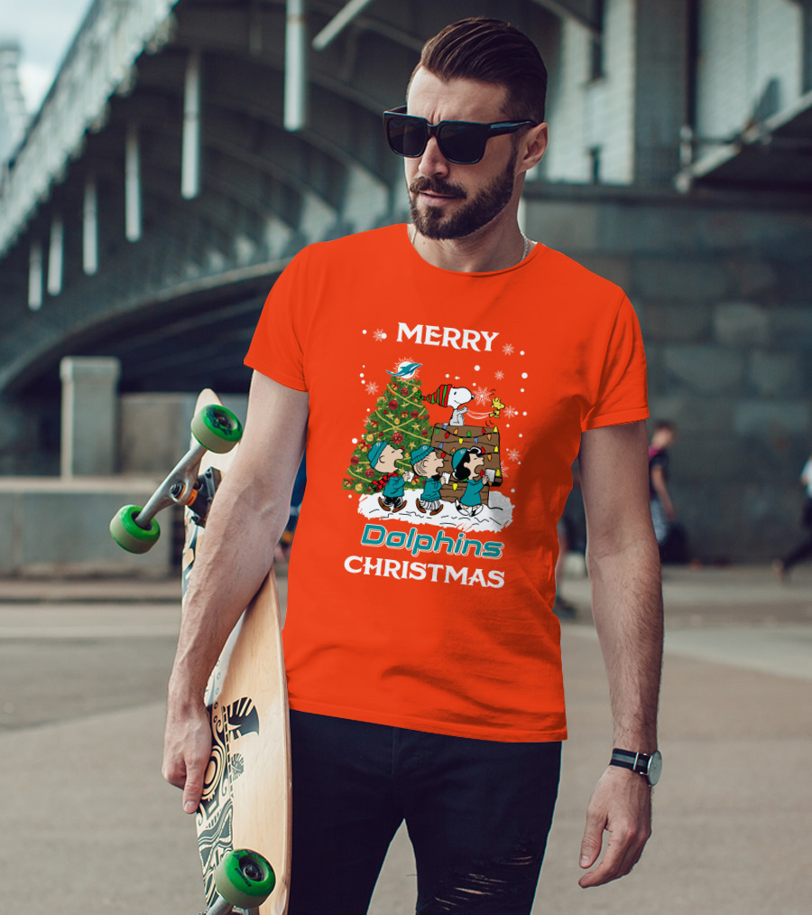 Merry Dolphins Christmas Peanuts Characters With Tree Miami T-Shirt