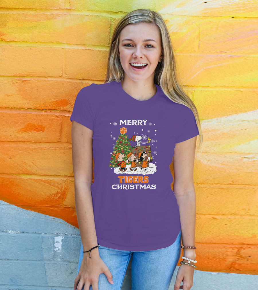 Merry Tigers Christmas Clemson The Peanut Christmas Tree T-Shirt