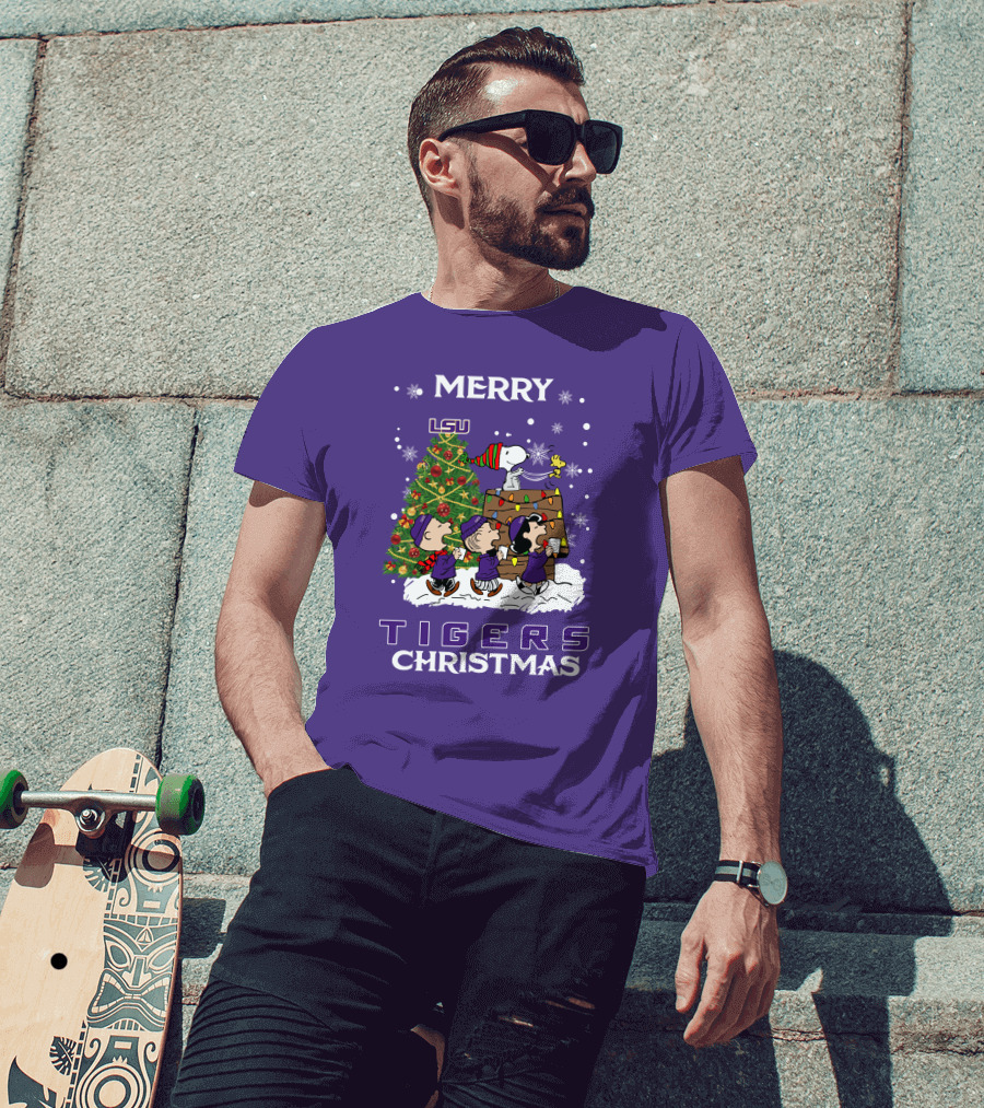 Lsu Tigers Merry Christmas Snoopy Christmas Tree Peanuts T-Shirt