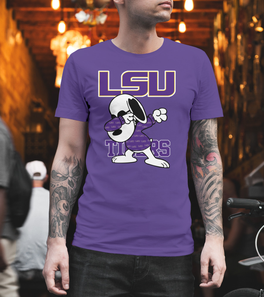 LSU Tigers Snoopy Dabbing T-Shirt