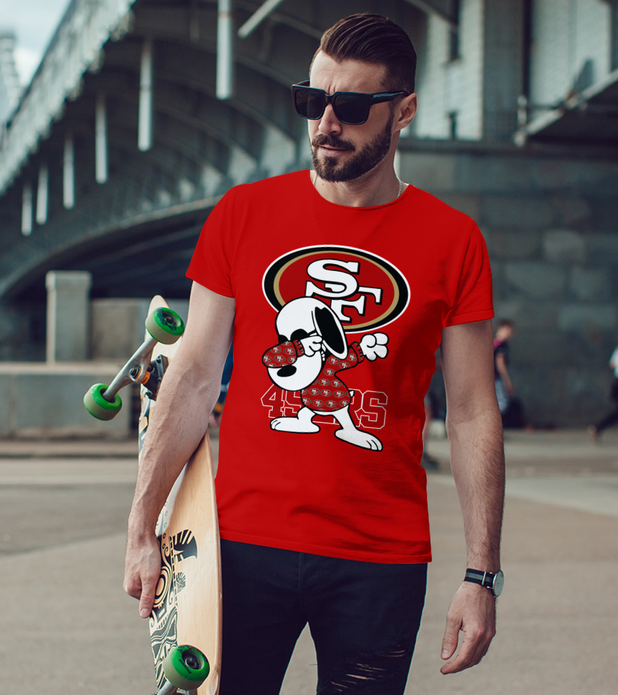 San Francisco 49ers Snoopy Dabbing SF T-Shirt