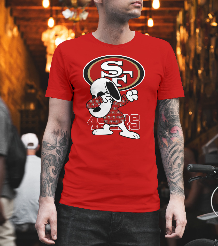 San Francisco 49ers Snoopy Dabbing SF T-Shirt