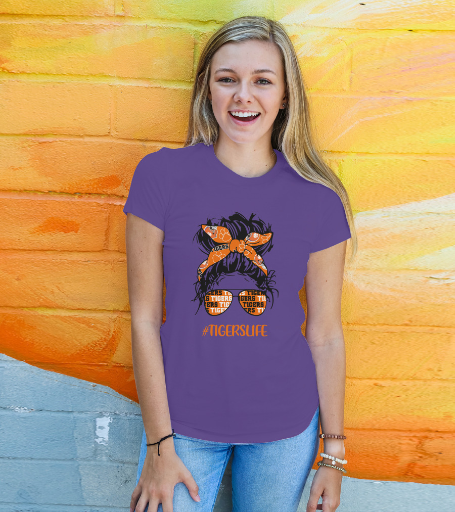 TigersLife Clemson Tigers Messy Bun Girl With Headband And Glasses T-Shirt