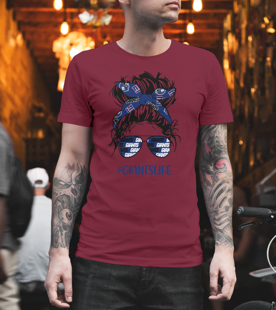 GIANTSLIFE Messy Bun Girl With New York Headband And Glasses T-Shirt