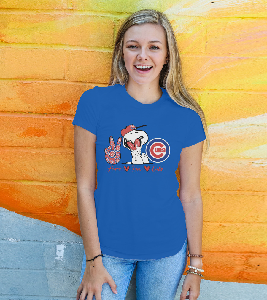 Peace Love Cubs Snoopy Chicago Cubs Baseball T-Shirt