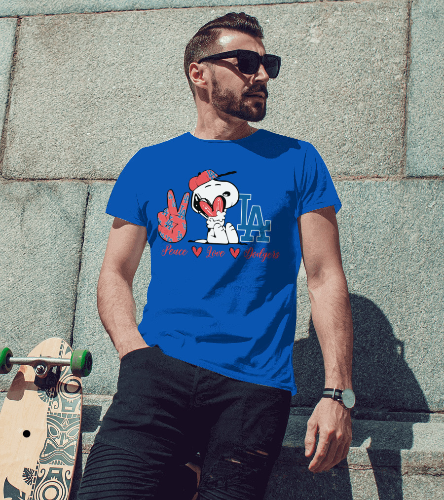 Peace Love Los Angeles Dodgers Snoopy La T-Shirt