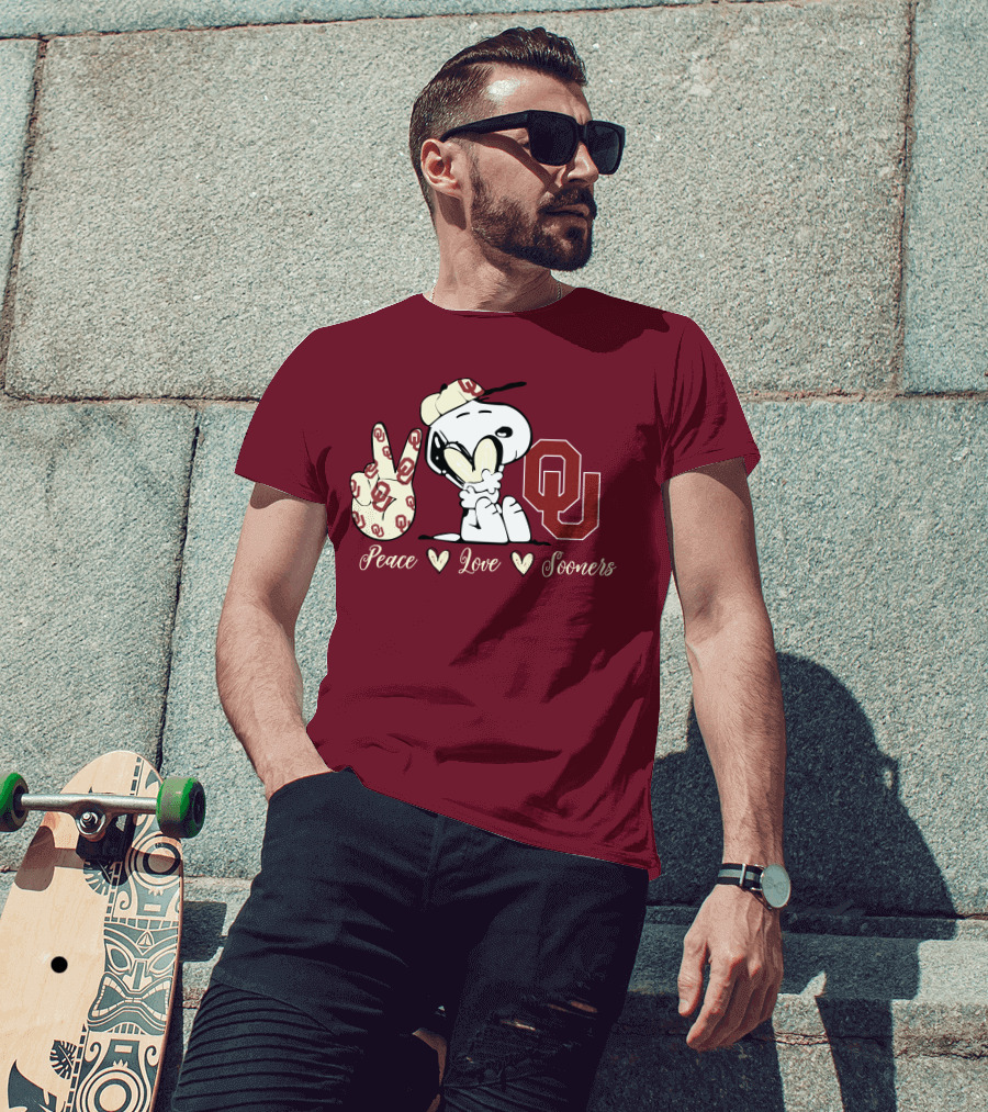 Peace Love Oklahoma Sooners Snoopy Ou T-Shirt