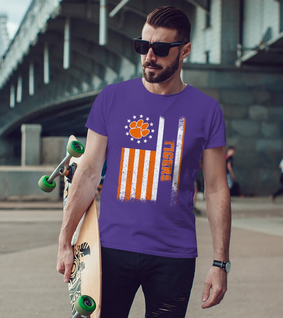 Clemson Tigers American Flag Paw Print T-Shirt