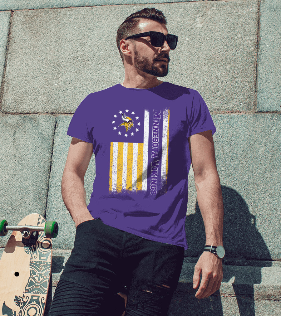 Minnesota Vikings American Flag Stars And Stripes T-Shirt