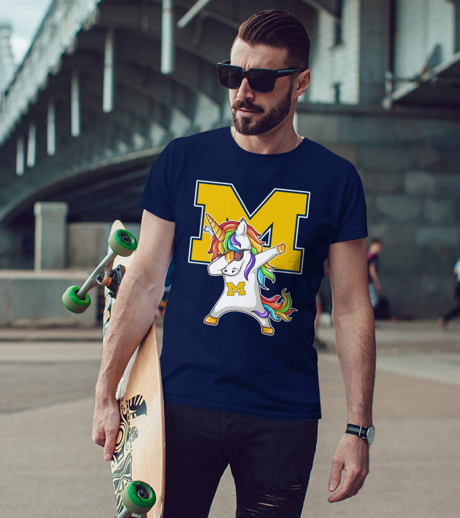 Michigan Wolverines Unicorn Dabbing M T-Shirt