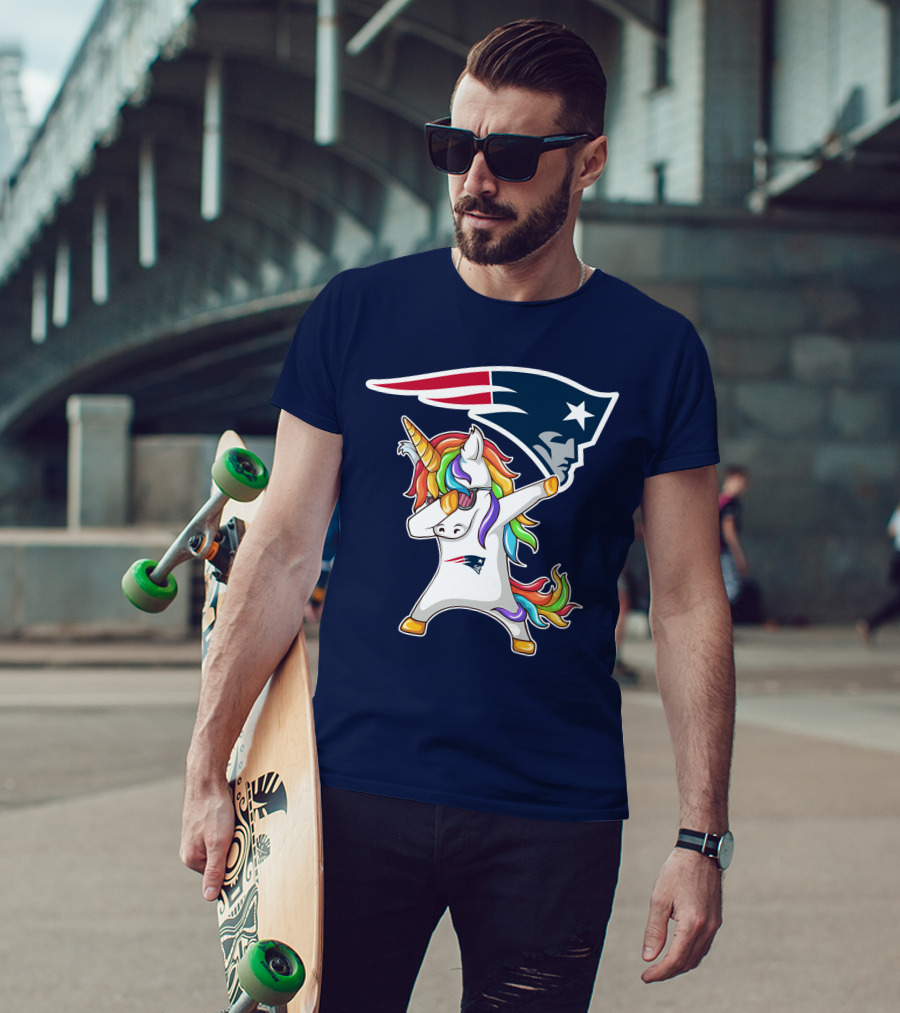 New England Patriots Unicorn Dabbing Rainbow Mane NFL T-Shirt