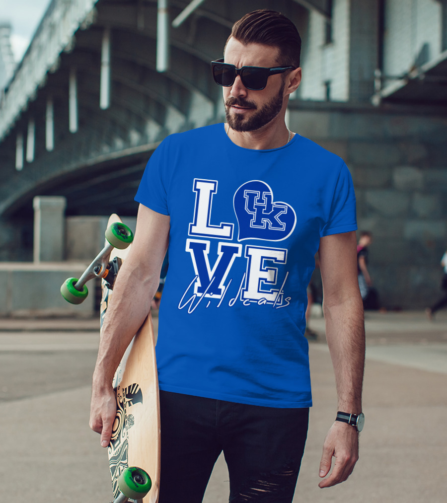 LOVE Kentucky Wildcats UK Heart Wildcats T-Shirt