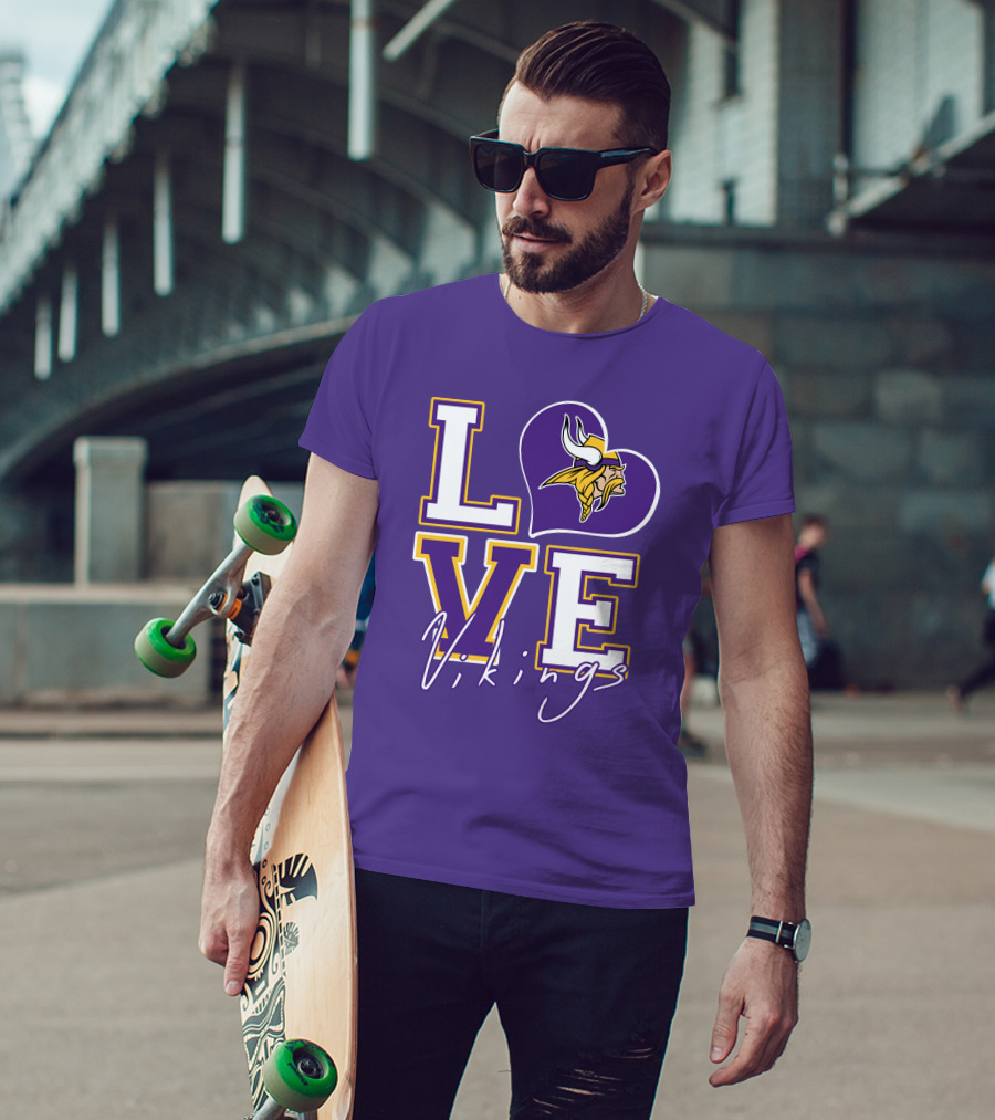 Love Minnesota Vikings Heart T-Shirt