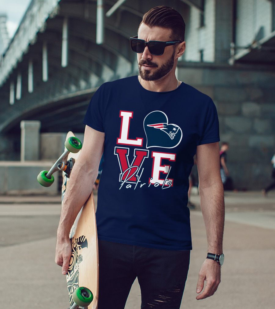 Love Patriots New England Football T-Shirt