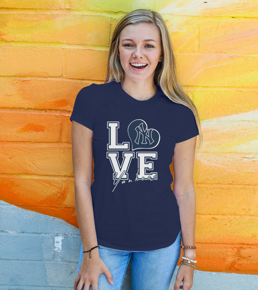 Love New York Yankees Yankees T-Shirt