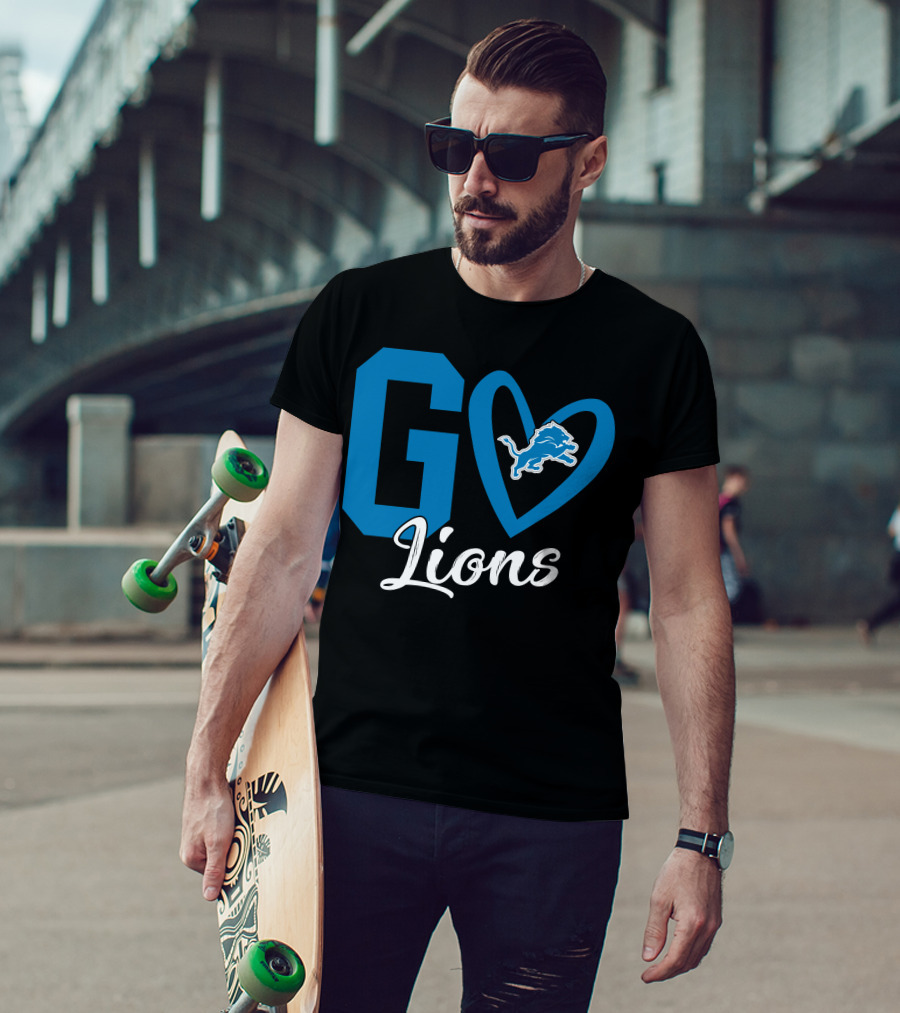 Go Lions Heart Detroit Lions T-Shirt