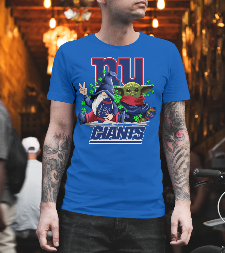 New York Giants Leprechauns Gnomes Baby Yoda Football Clover T-Shirt