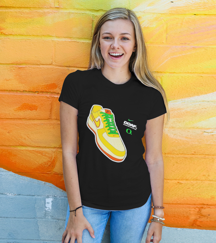 Oregon Ducks DOAF Hatched Heat Nike Sneaker T-Shirt