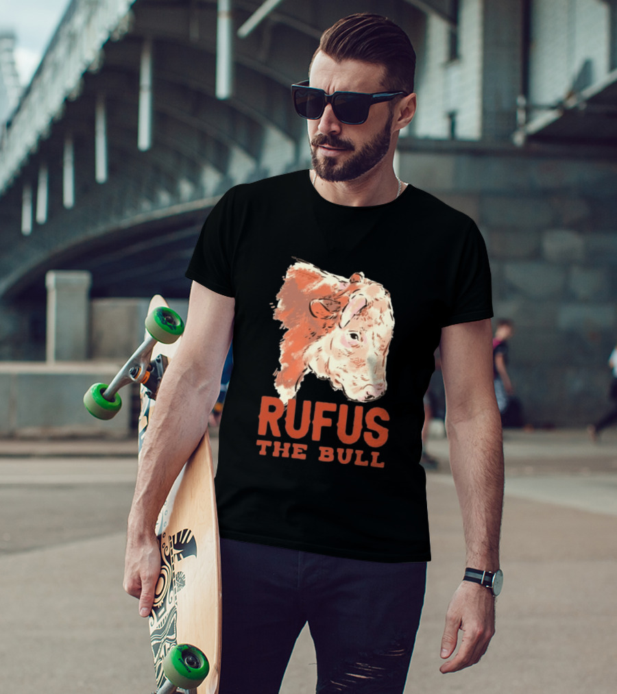 Rufus The Bull Cow Retro Style Rustic T-Shirt