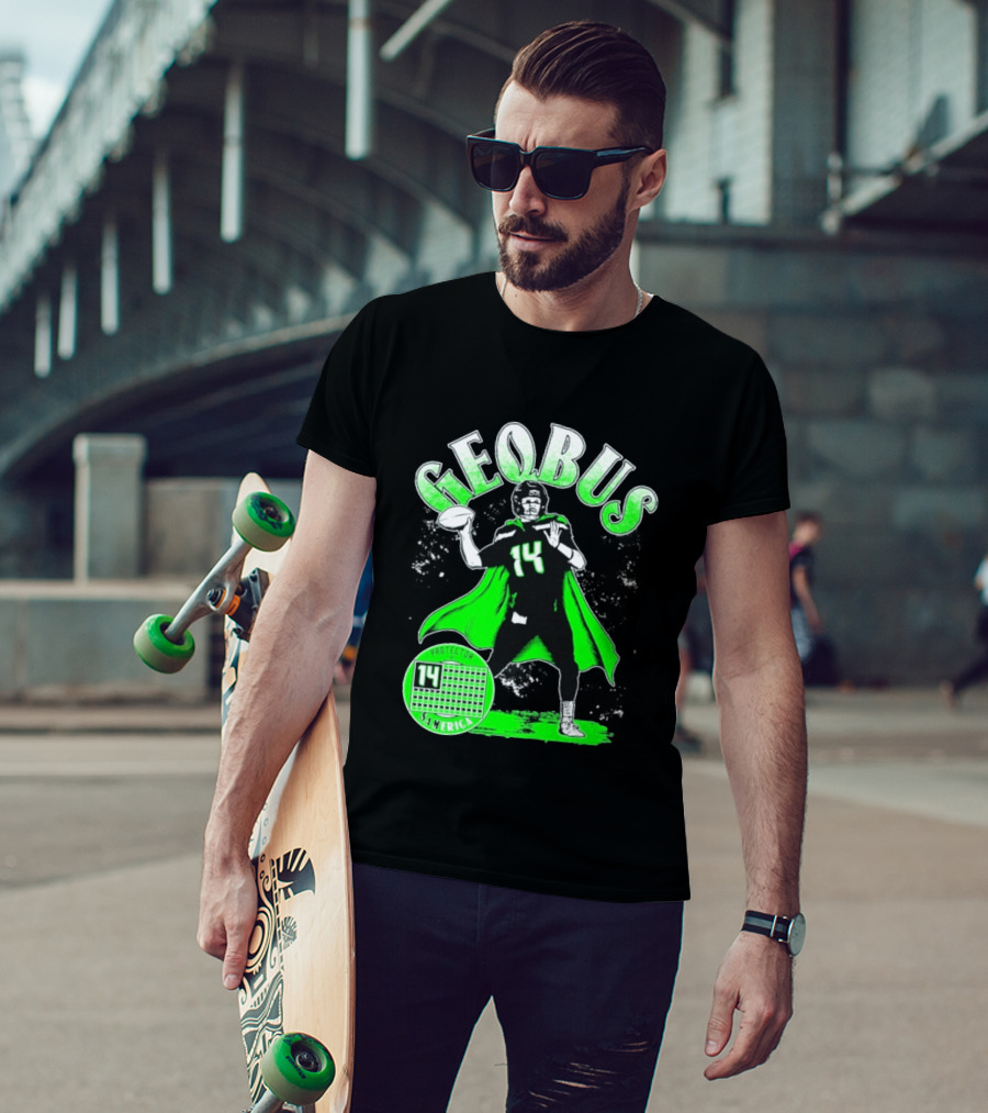 Geqbus Protector 14 Sam Erica Football Hero Green Cape T-Shirt