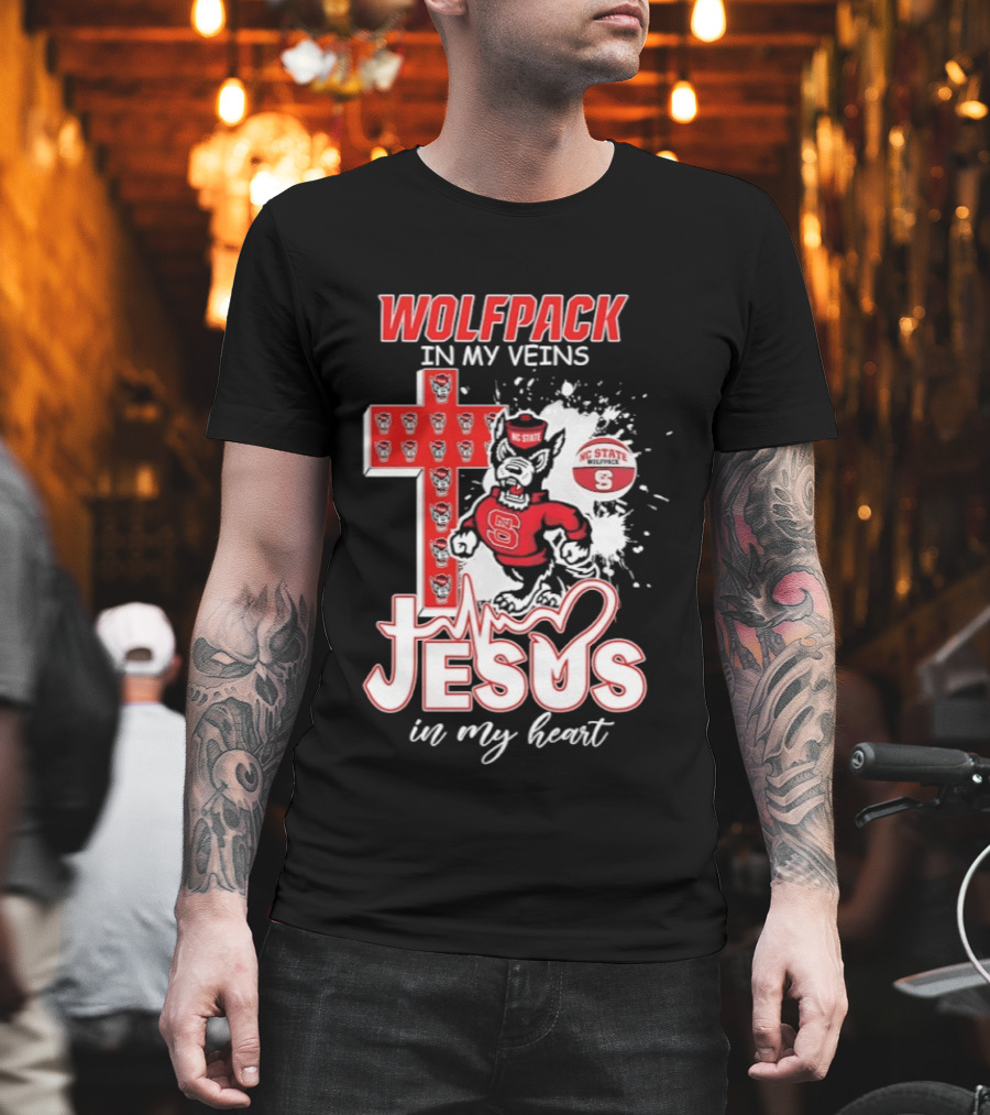 NC State Wolfpack in My Veins Jesus in My Heart Faithful Cross T-Shirt