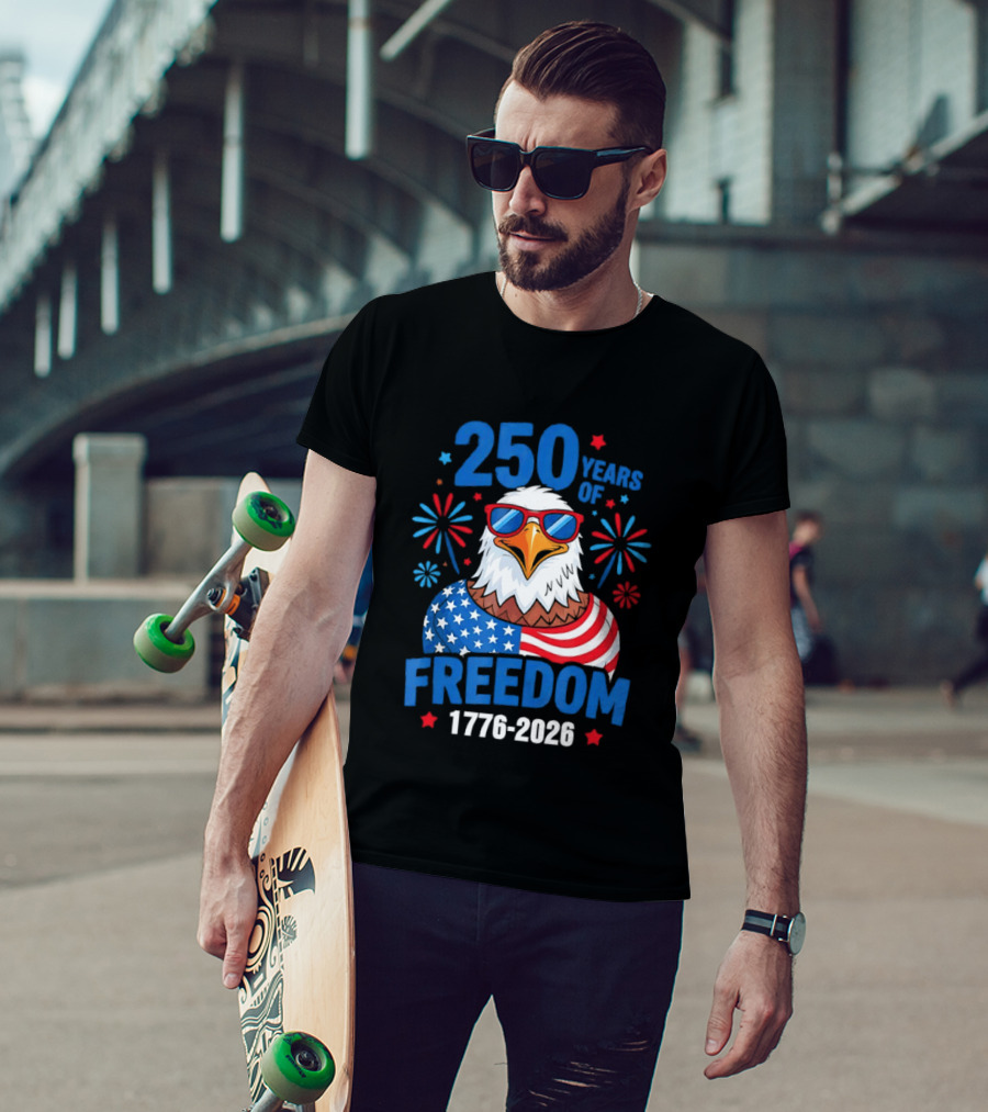 250 Years Of Freedom 1776 2026 Patriotic Bald Eagle USA Flag Celebration T-Shirt
