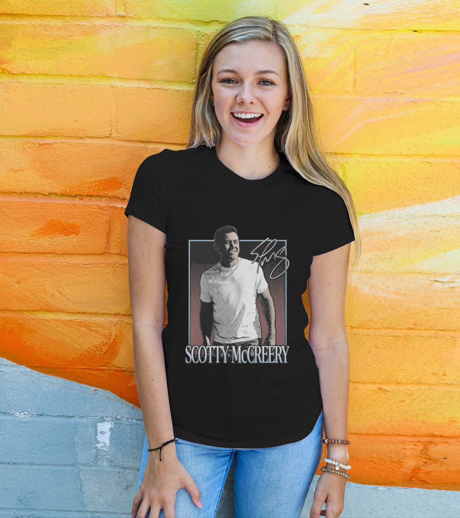 Scotty McCreery Photo Autograph Signature T-Shirt